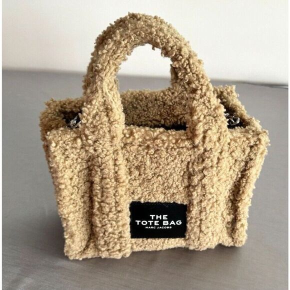 Marc Jacobs Teddy Shearling Small Traveller Tote - Beige - Picture 4 of 5